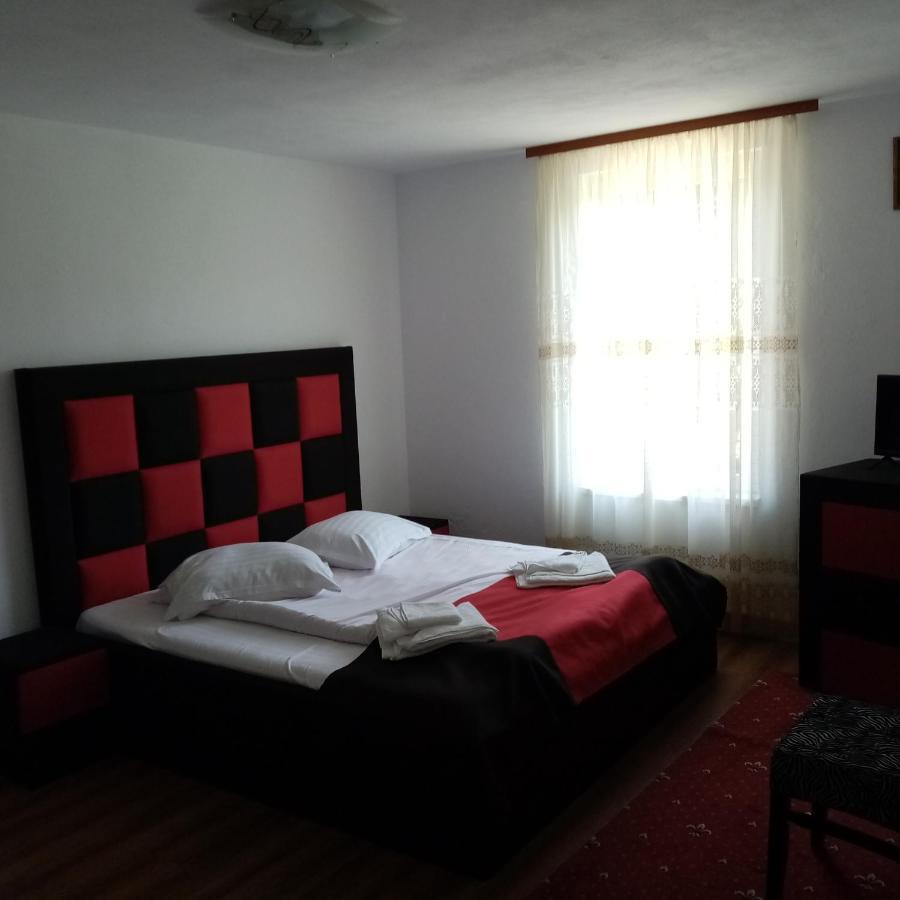 Casa Cornelia Hotel Törcsvár Kültér fotó
