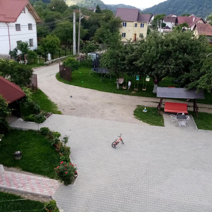 Casa Cornelia Hotel Törcsvár Kültér fotó
